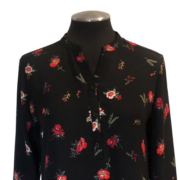 Van Heusen - Floral Pullover Split V-Neck Blouse - Picture 2 of 10